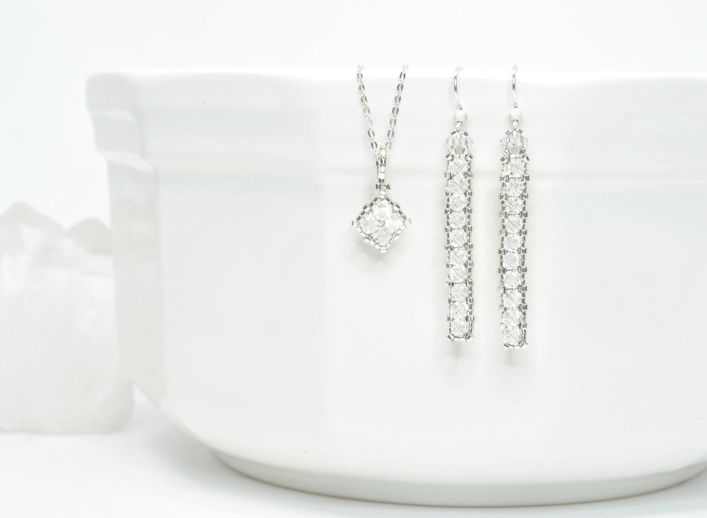 swarovski clear crystal minimalist modern wedding earrings . nickle free jewelry . crystal wedding earrings . crystal dangle earrings