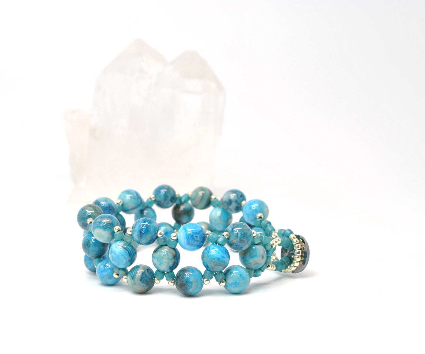 blue agate beaded gemstone bracelet . blue gemstone bracelet . agate jewelry . agate bracelet . blue stone bracelet . gemstone jewelry .