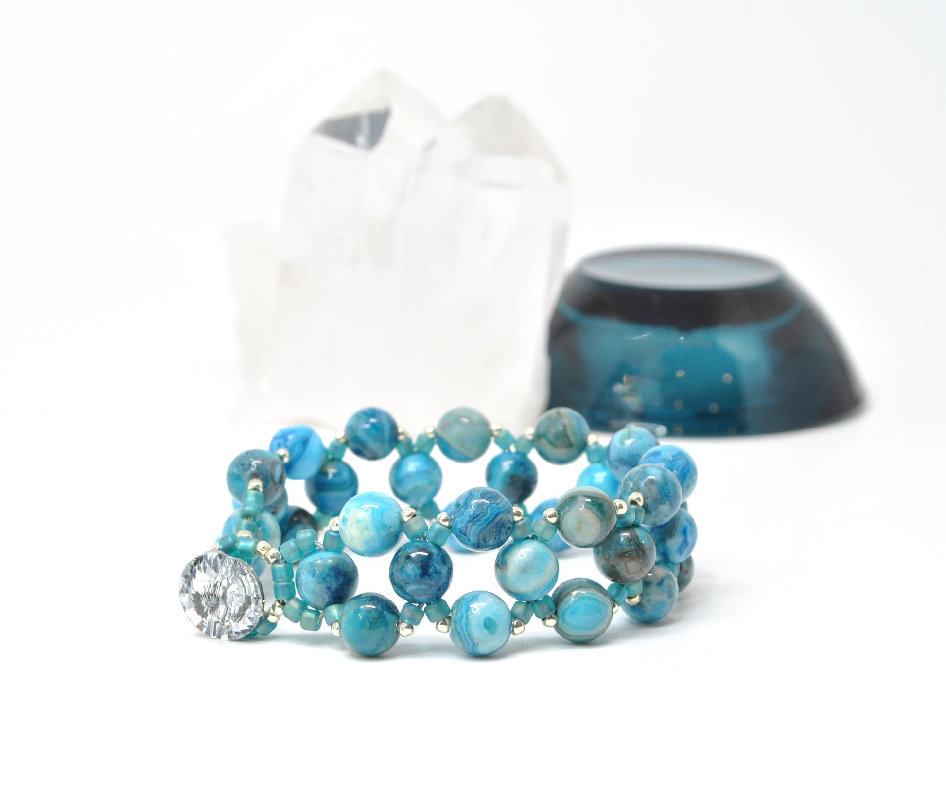blue agate beaded gemstone bracelet . blue gemstone bracelet . agate jewelry . agate bracelet . blue stone bracelet . gemstone jewelry .
