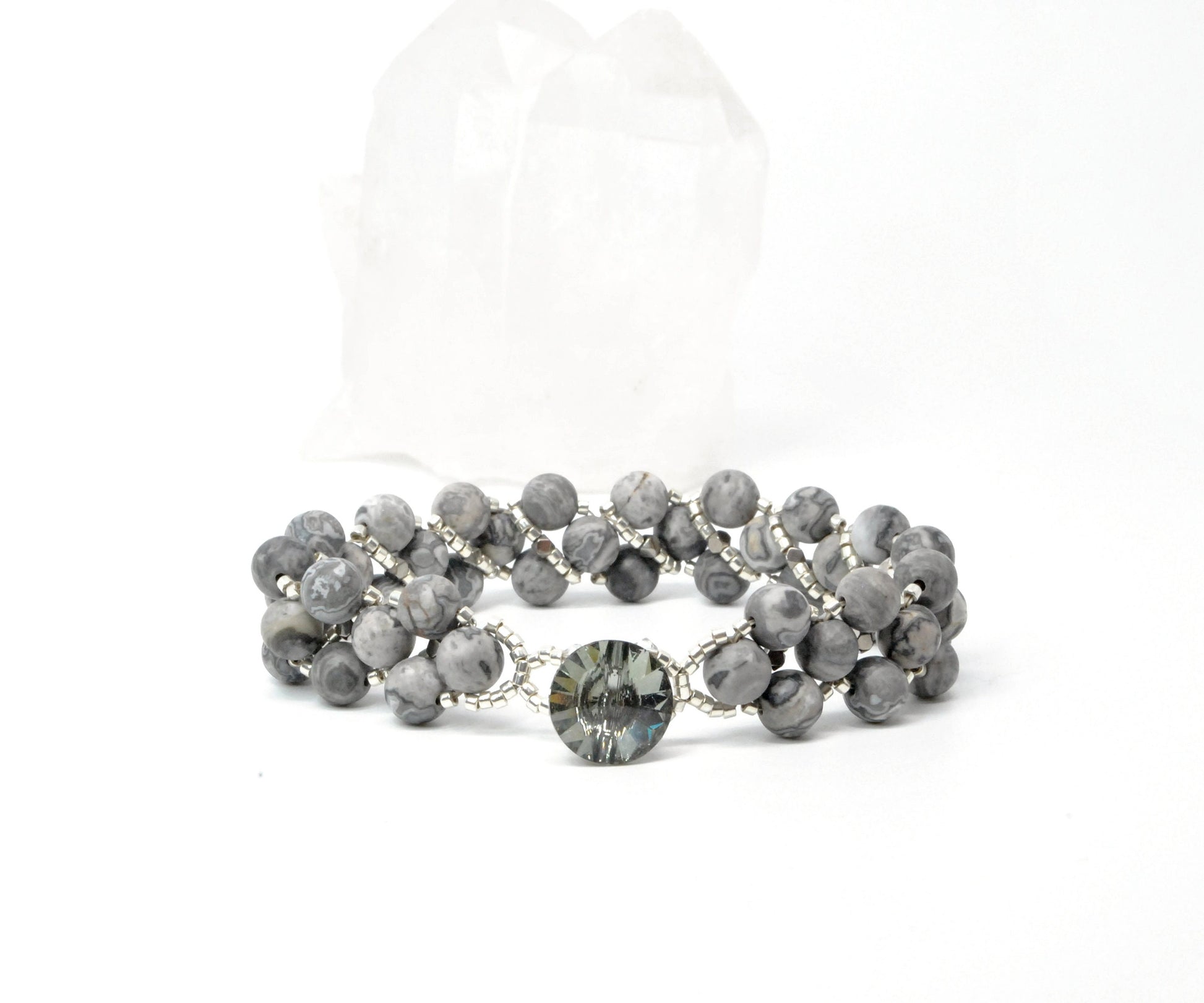 gray matte agate beaded bracelet . gray beaded bracelet .