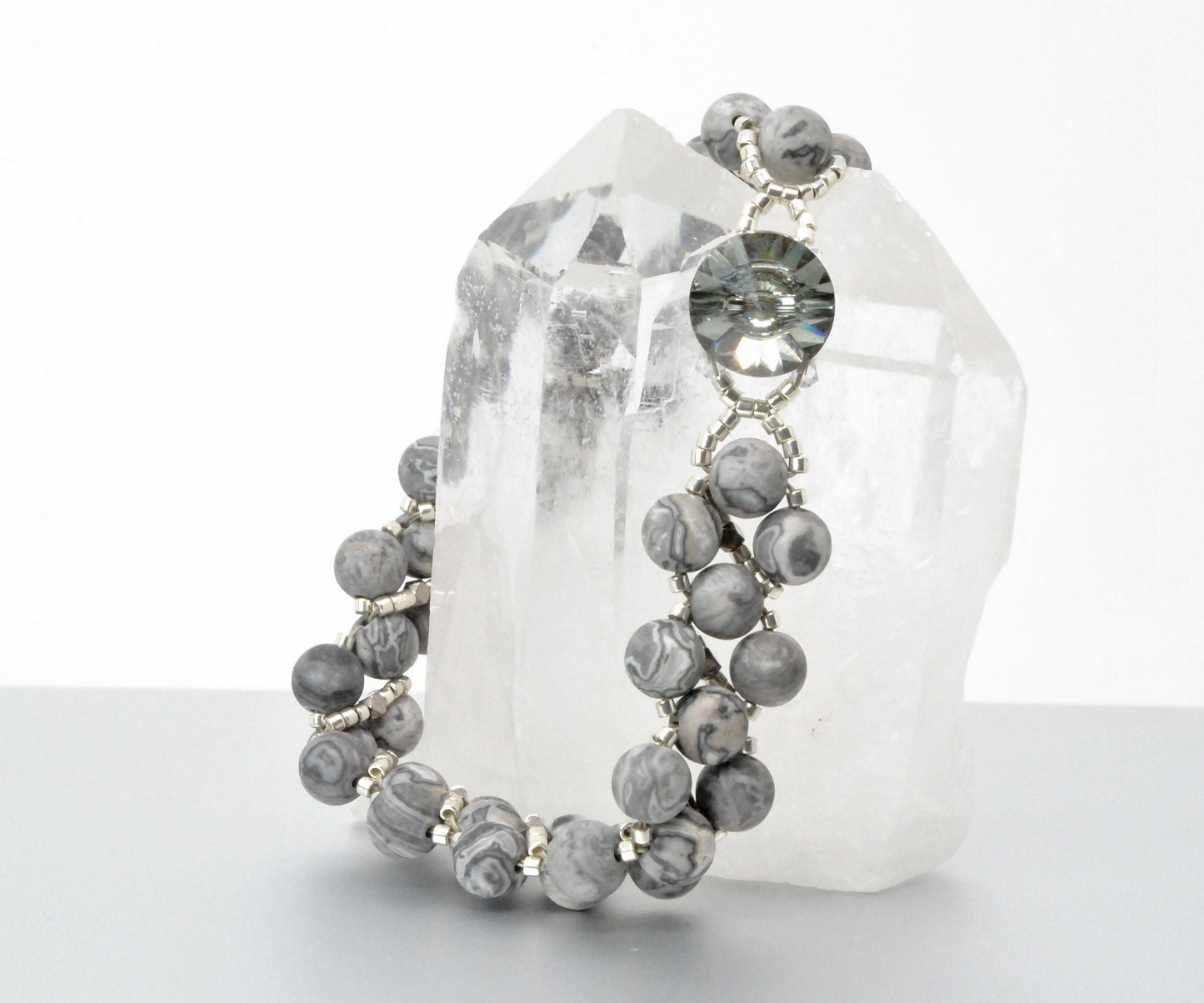 gray matte agate beaded bracelet . gray beaded bracelet .