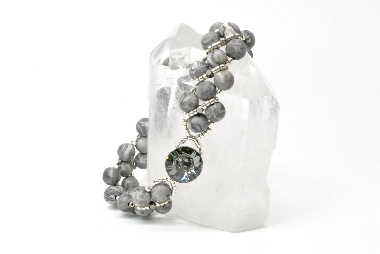 gray matte agate beaded bracelet . gray beaded bracelet .