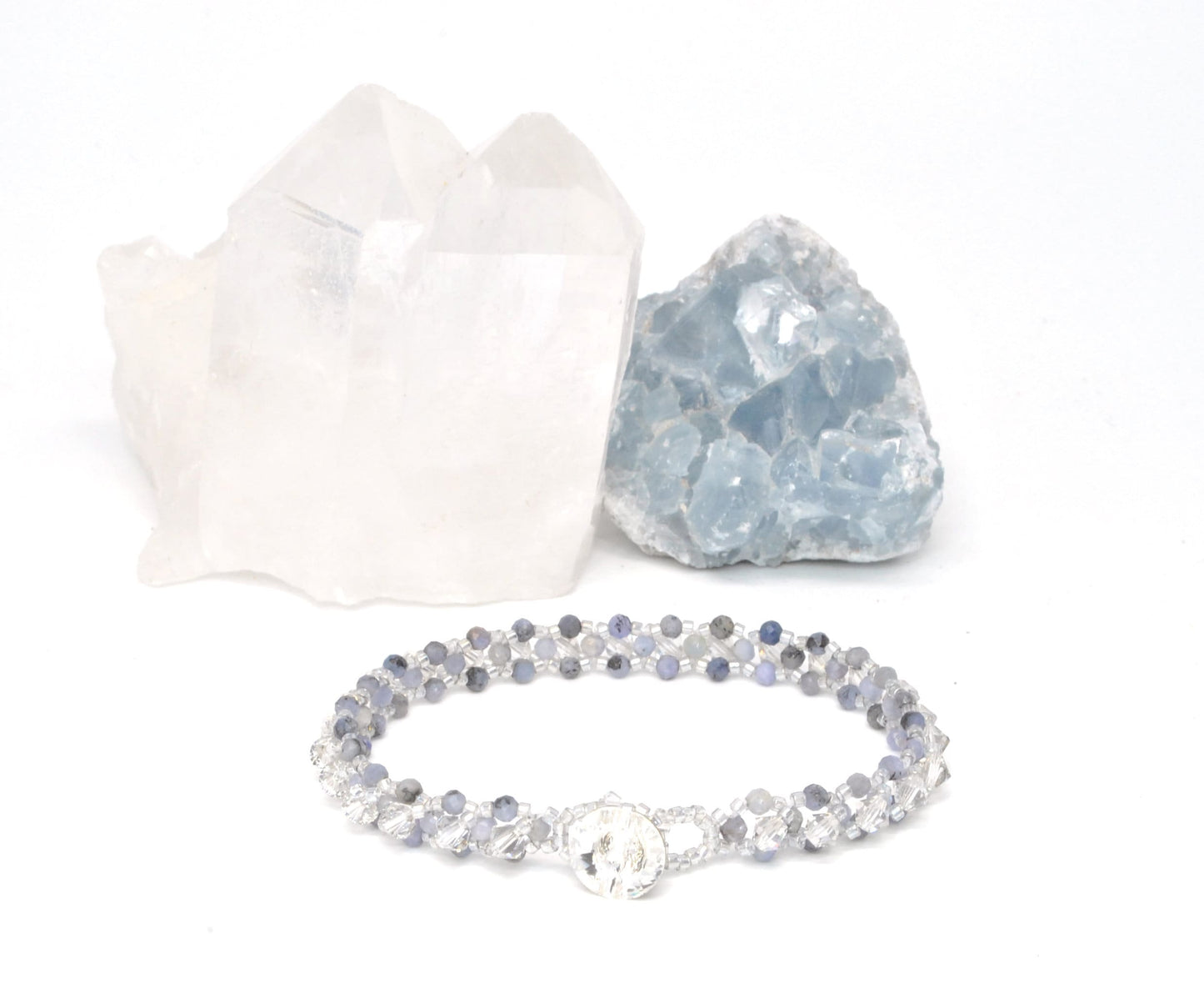 tazinite gemstone bracelet . tanzinite and crystal dainty bracelet . delicate gemstone bracelet . dainty blue bracelet . gemstone bracelet